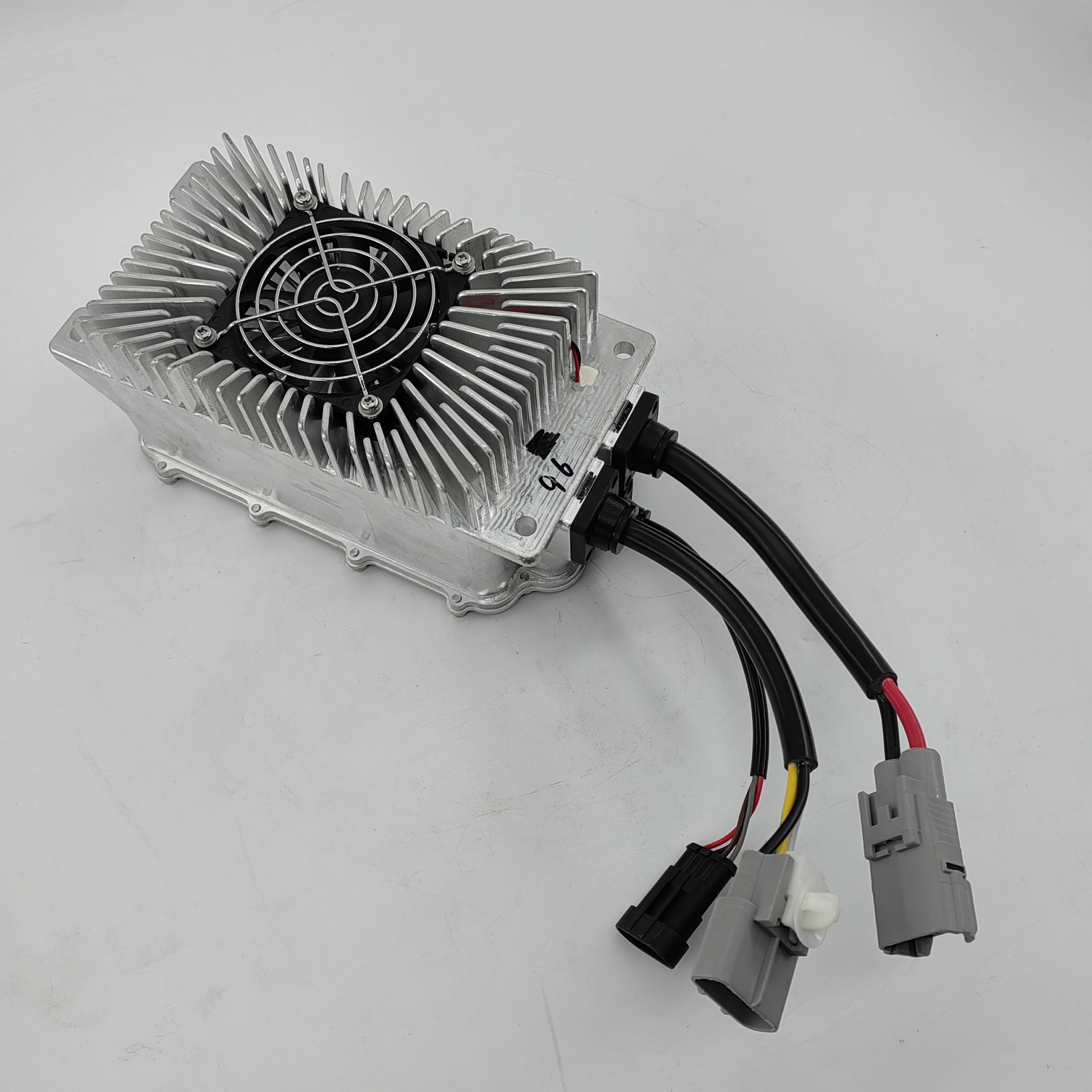 Cargador a bordo OBC 2KW opcional portátil nominal 48V 72V 108V 144V 320V CANBUS Control o habilitación de cableado