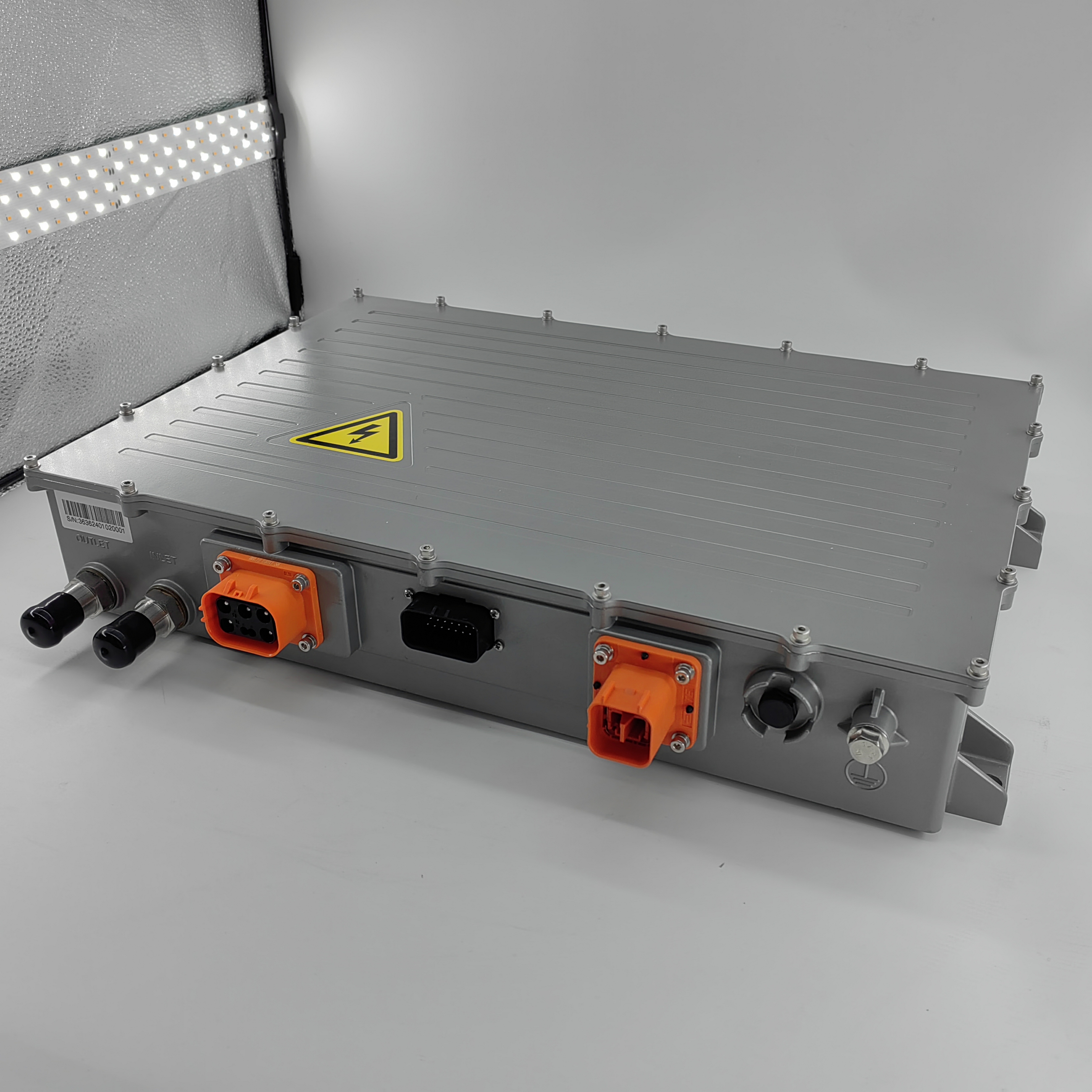 Cargador a bordo OBC de carga rápida de alta potencia de 20kw KL620-720-27 720V 27A para EV