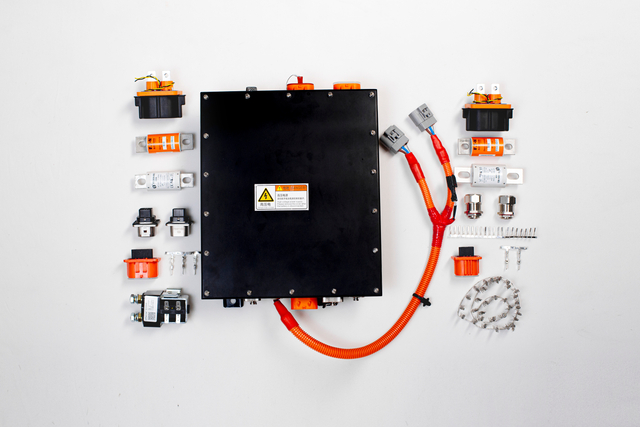 Caja PDU duradera OEM para sistema de almacenamiento de energía con carcasa resistente